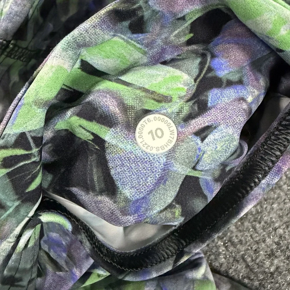 Lululemon Fast And Free Short Womens Size 10 Rabid Flourish Multi Nulux Biker